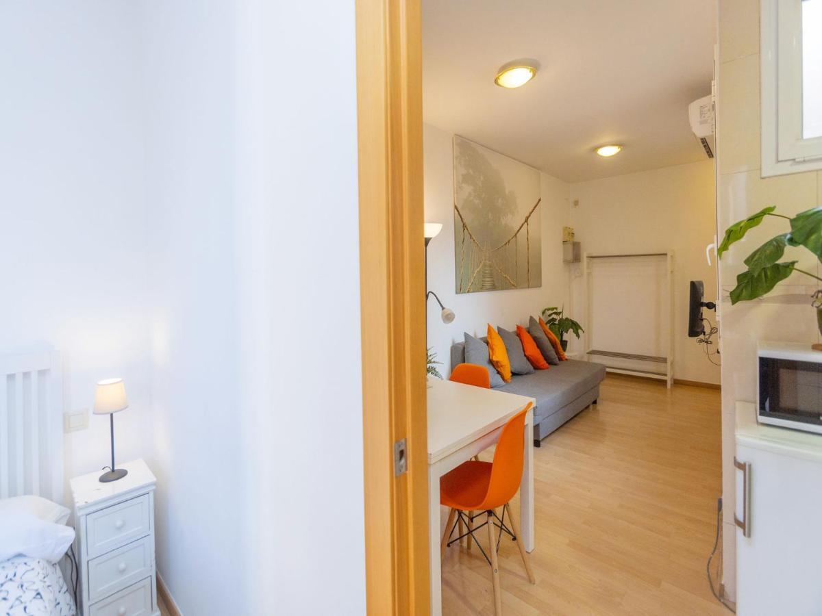 Apartment Eixample Dret Sagrada Familia By Interhome Barcelona Exterior photo